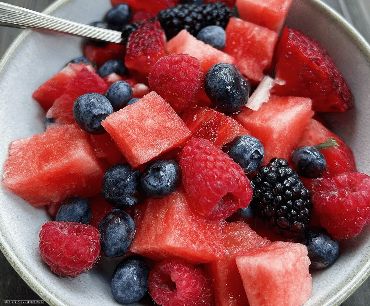 Easy Berry Watermelon Fruit Salad Recipe