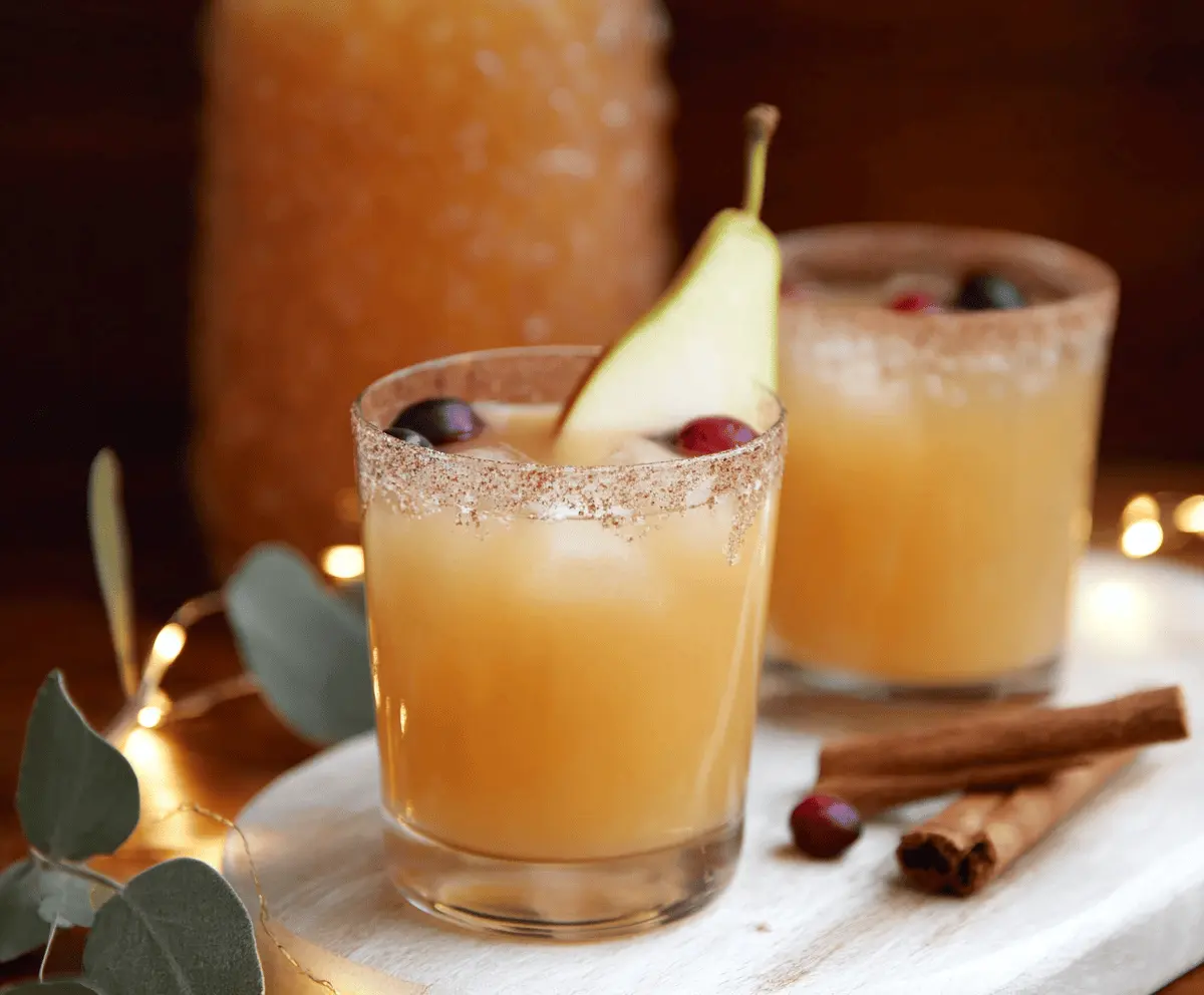 Thanksgiving Punch - Non-Alcoholic Spicy Pear Punch